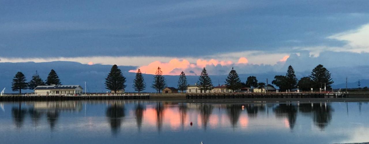 Boat Harbour Jetty B&B Port Albert Exteriér fotografie